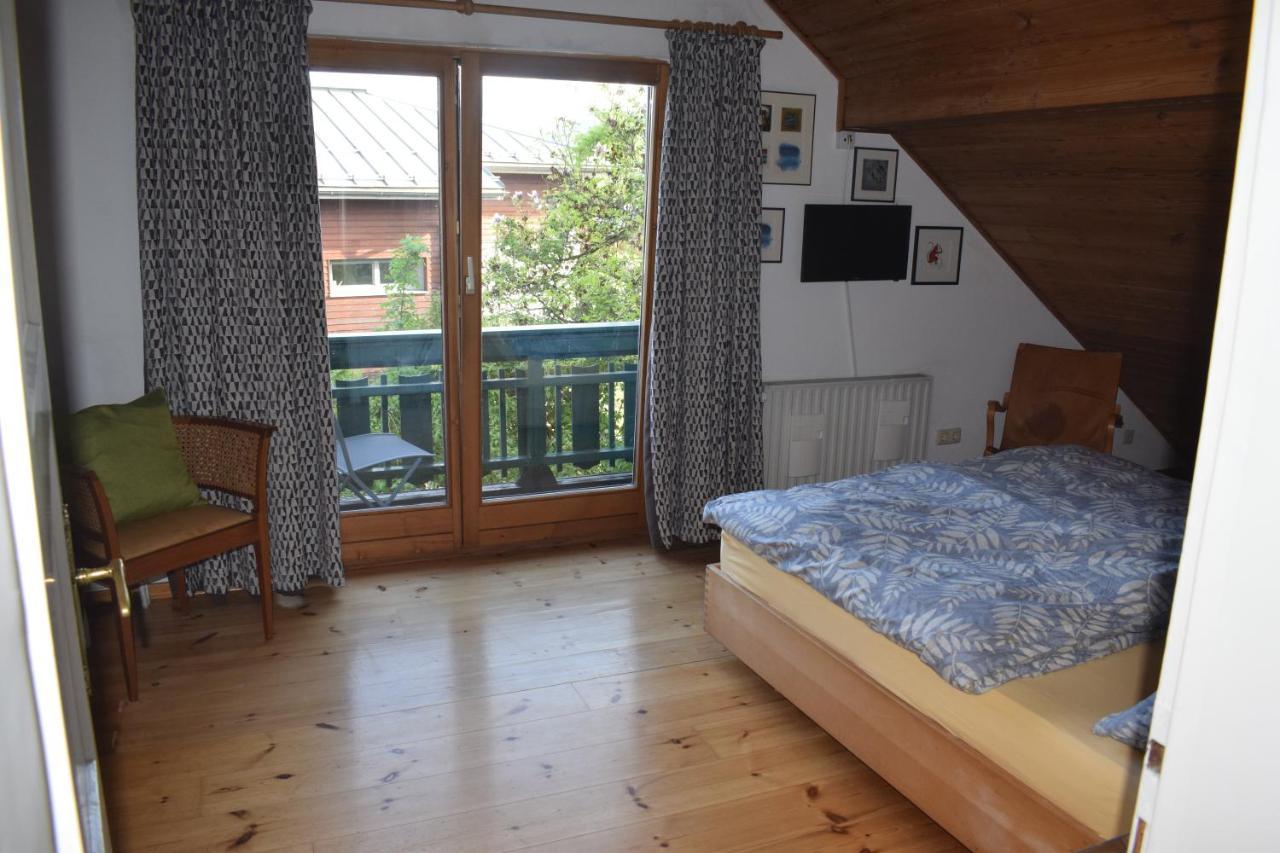 Haus Mit Sauna Und Privatem Badeteich In Anif Bei Salzburg Extérieur photo